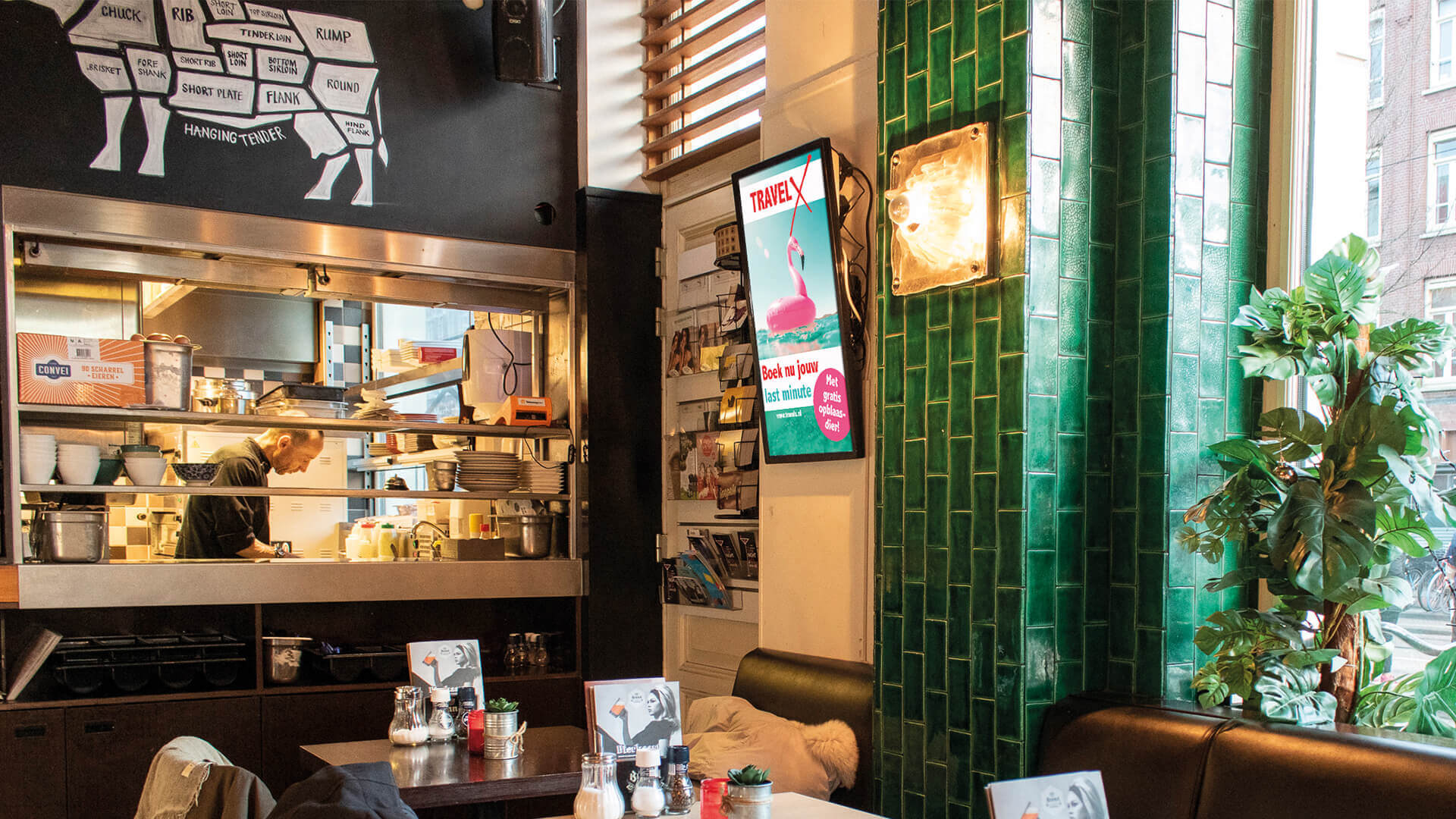 Casual Dining - Centercom