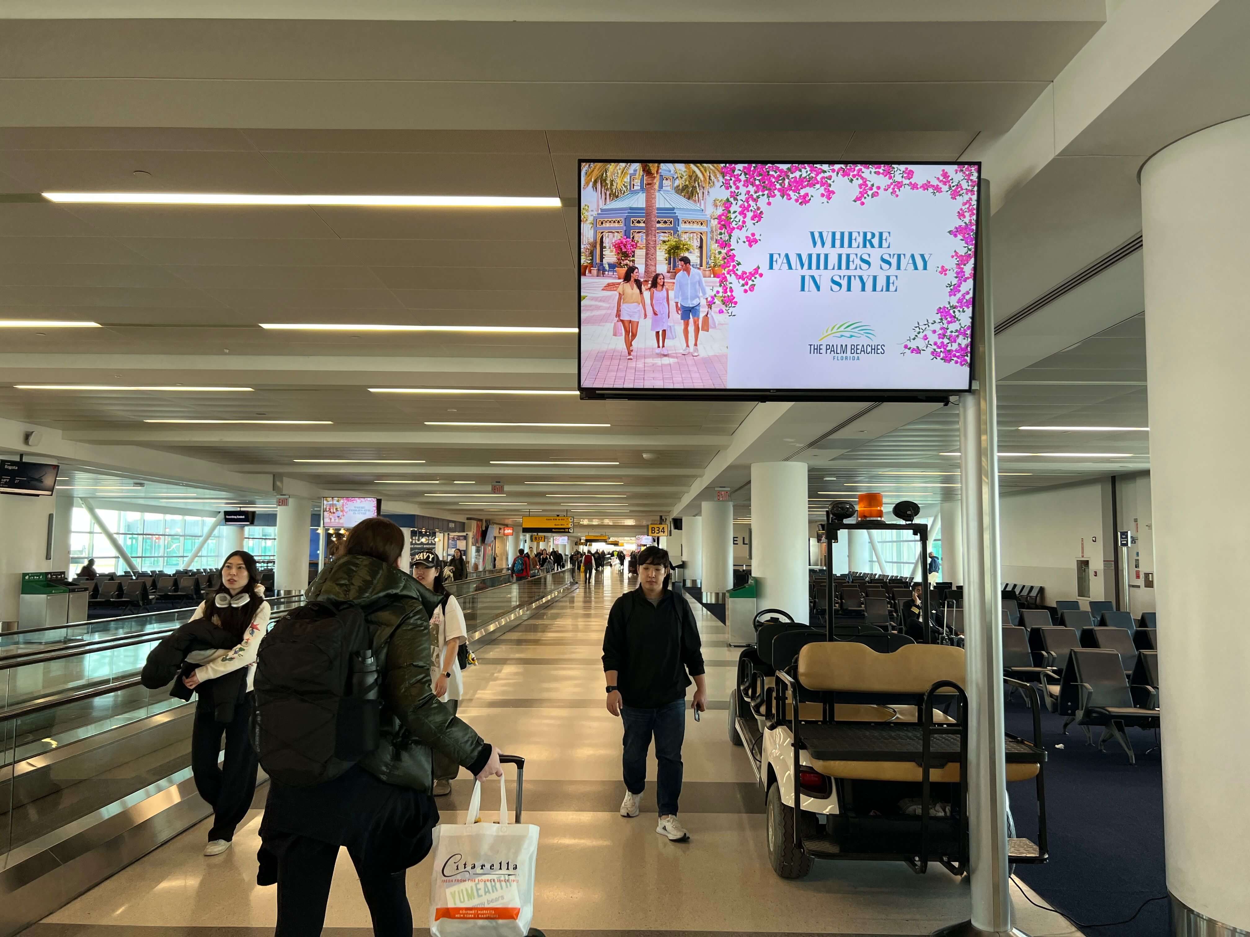 Airports - Clear Channel Outdoor